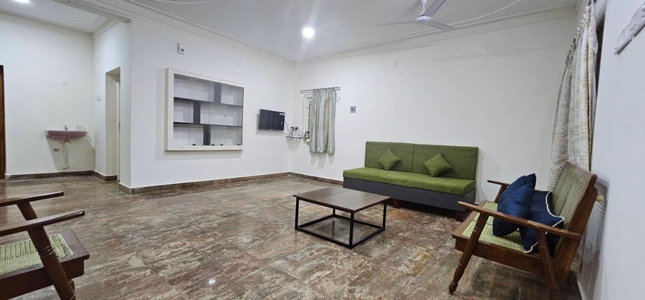 Homestay - Ac 3 Bhk Near Alrport Chennai Eksteriør bilde